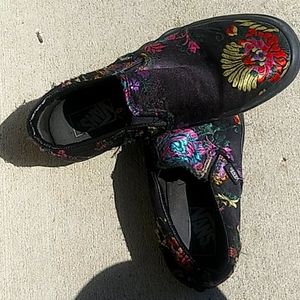 Vans slip ons